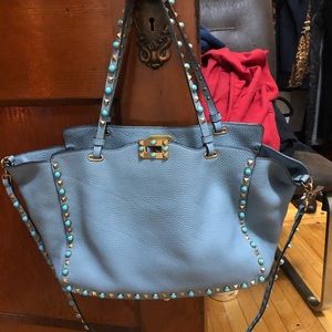 Valentino handbag pre owner! I Accept offers :-)